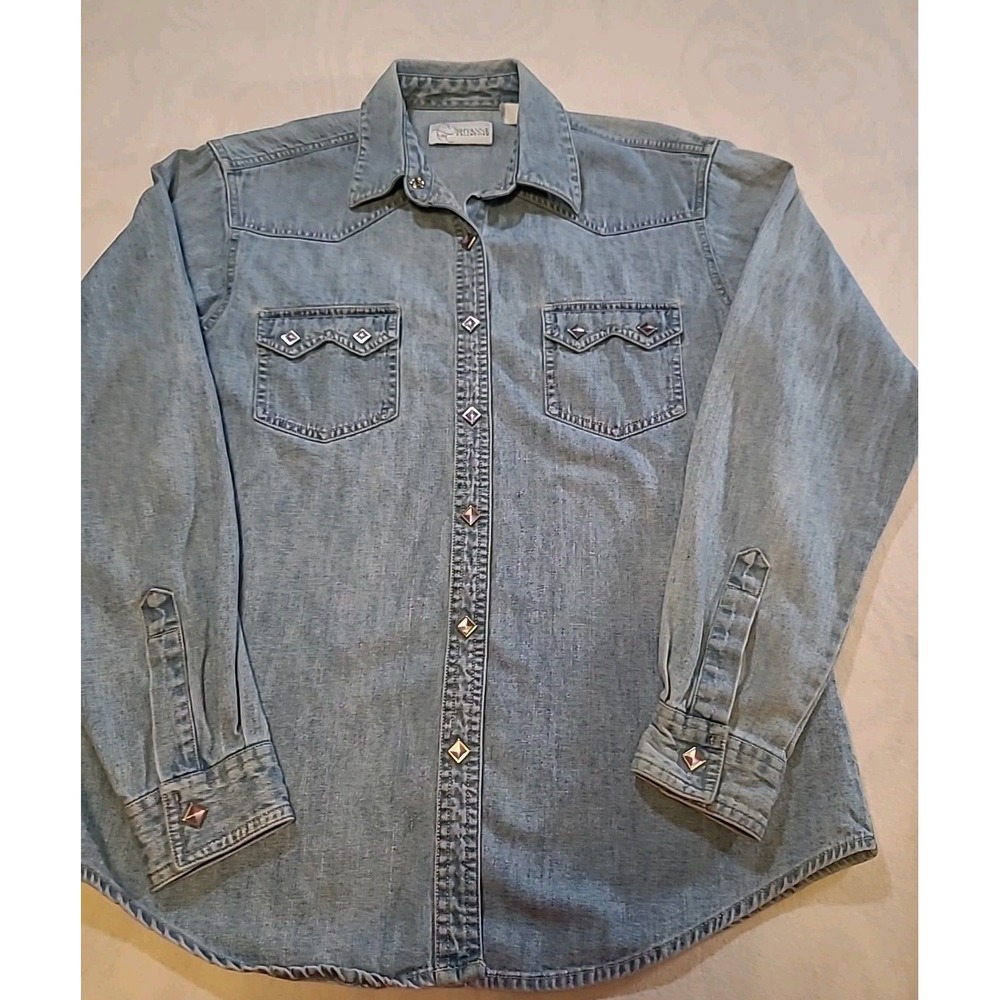 Shyanne Shirt Women's Small Saw Tooth Pockets Denim Long Sleeve Gemstone Buttons